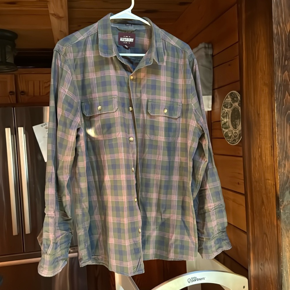 Alesbury long sleeve size M